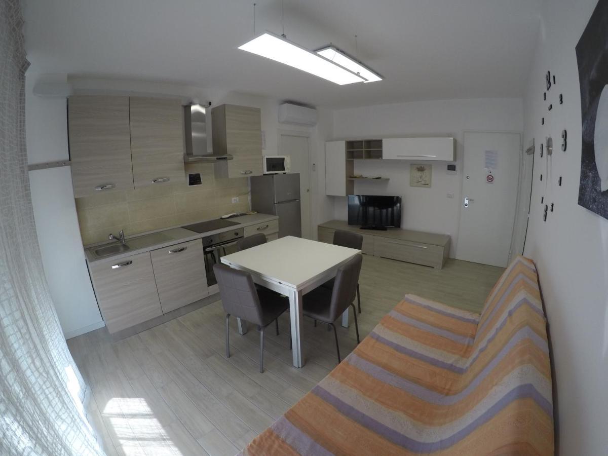 Residence Caorle Trilocale Con Piscina - Agenzia Cocal Luaran gambar